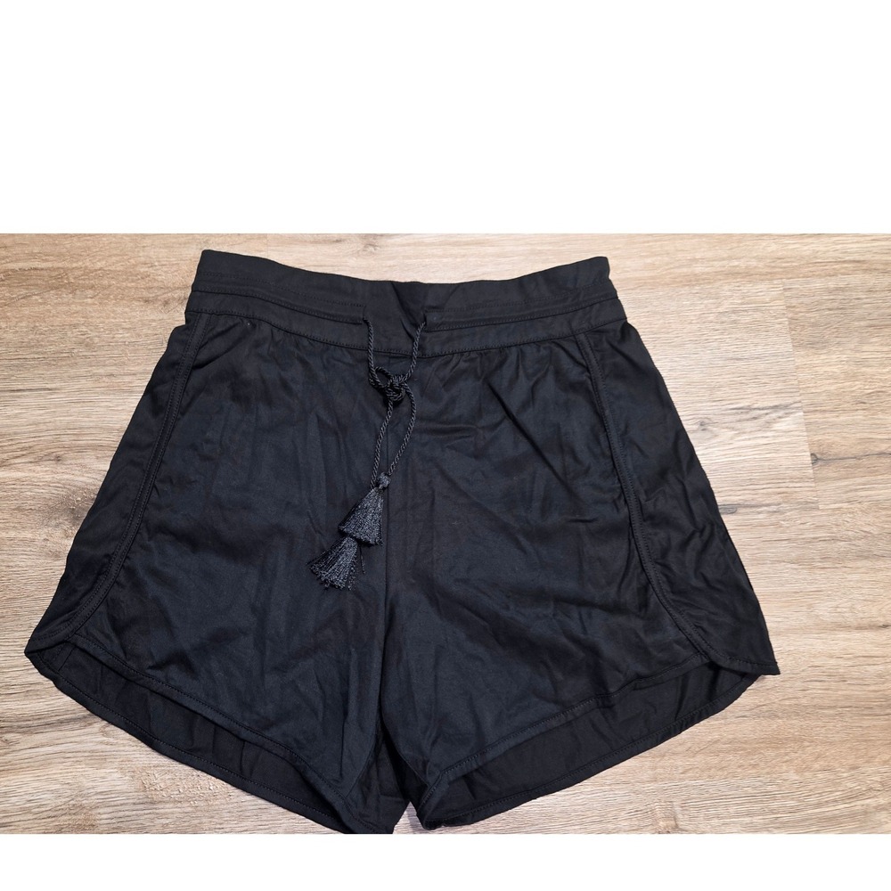 EUC Travis Mathew women S High waist Shorts Tassel Stretchy Tencel